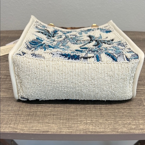 Made In India | Botanical Beaded Mini Tote w/ Bamboo Handles - Picture 4 of 13